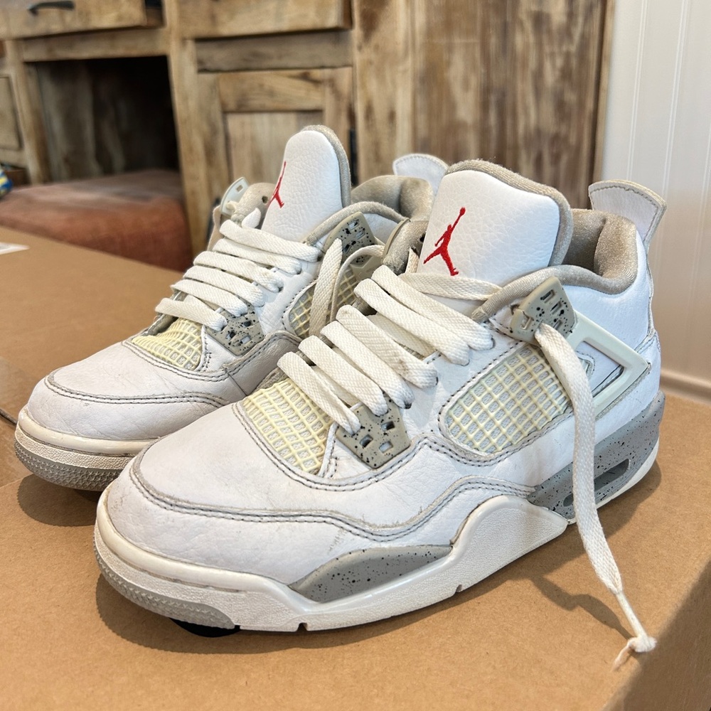 Jordan 4 Retro Oreo 2021